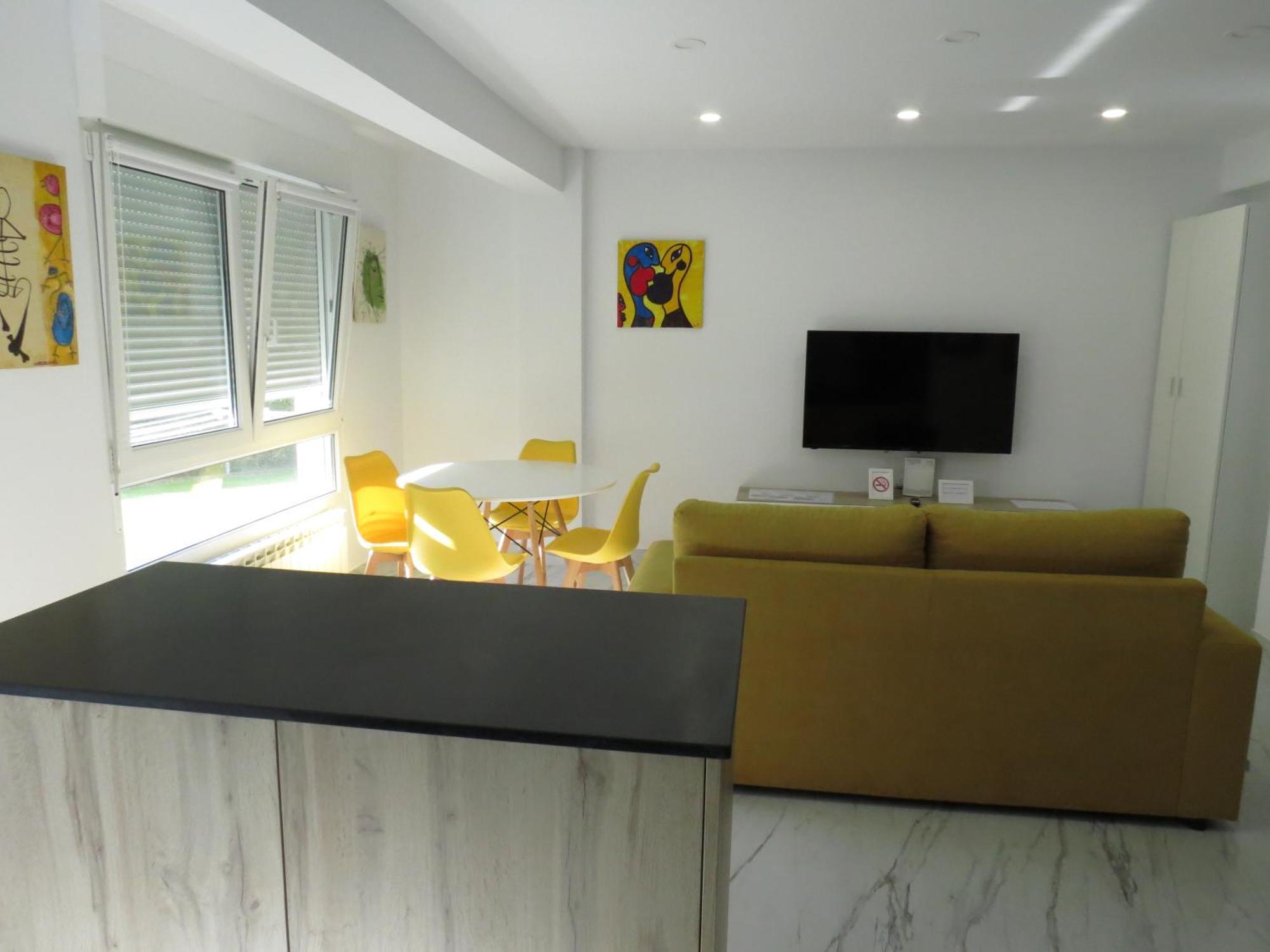 Apartamento Jardin Deluz, Con Wifi Y Parking Privado Gratis Santander Exterior photo